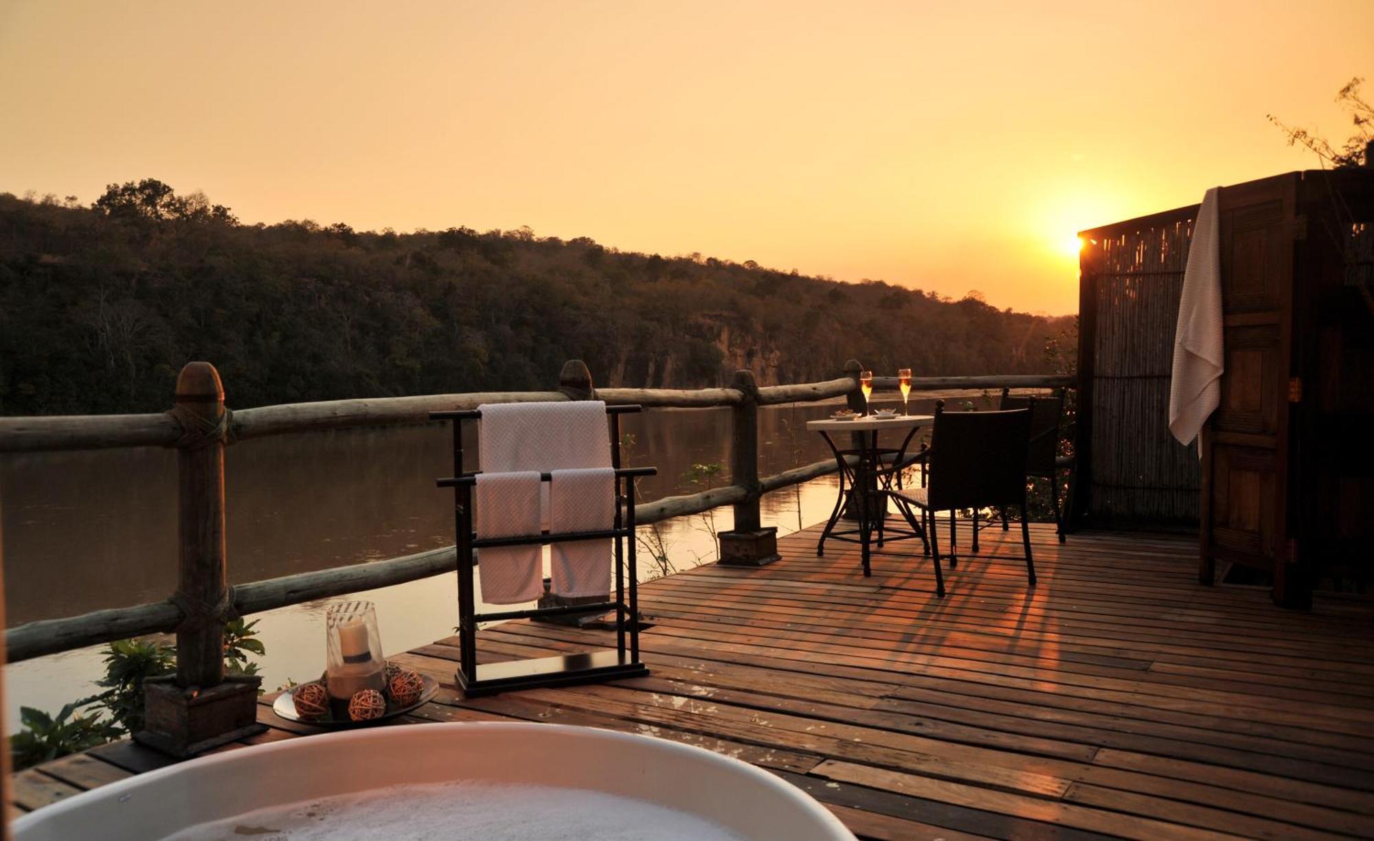 Serena Mivumo River Lodge Mkalinzu Eksteriør billede