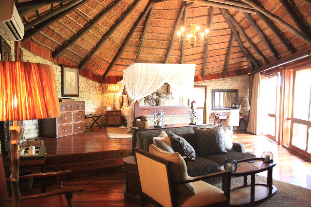 Serena Mivumo River Lodge Mkalinzu Eksteriør billede